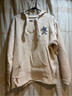 Women’s Cream Hooded Baja Pullover with Multicolor Grateful Dead Bear
